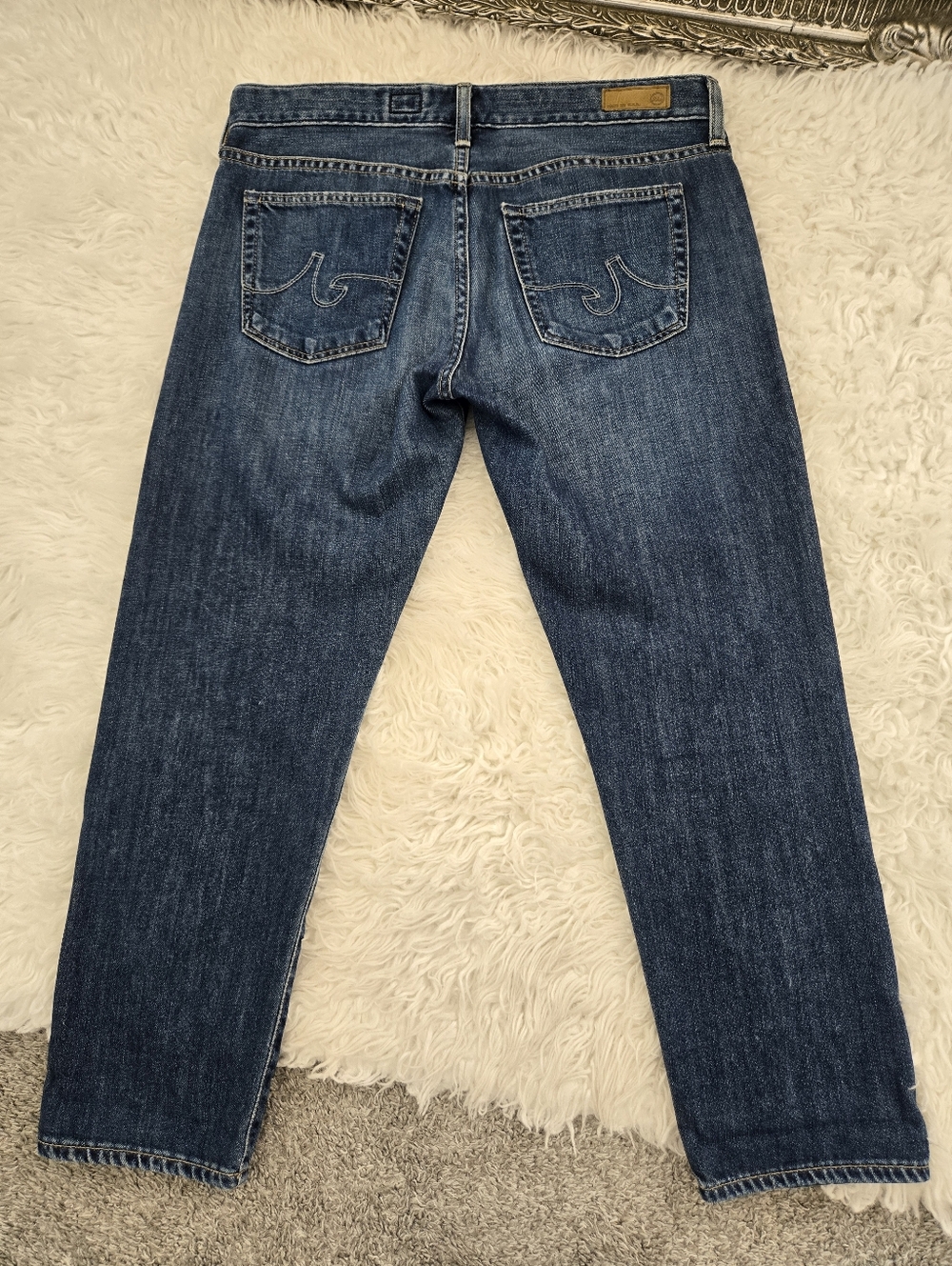 AG Adriano Goldschmied The Piper Crop Sluchy Slim Crop style. Size 28. - Picture 3 of 9
